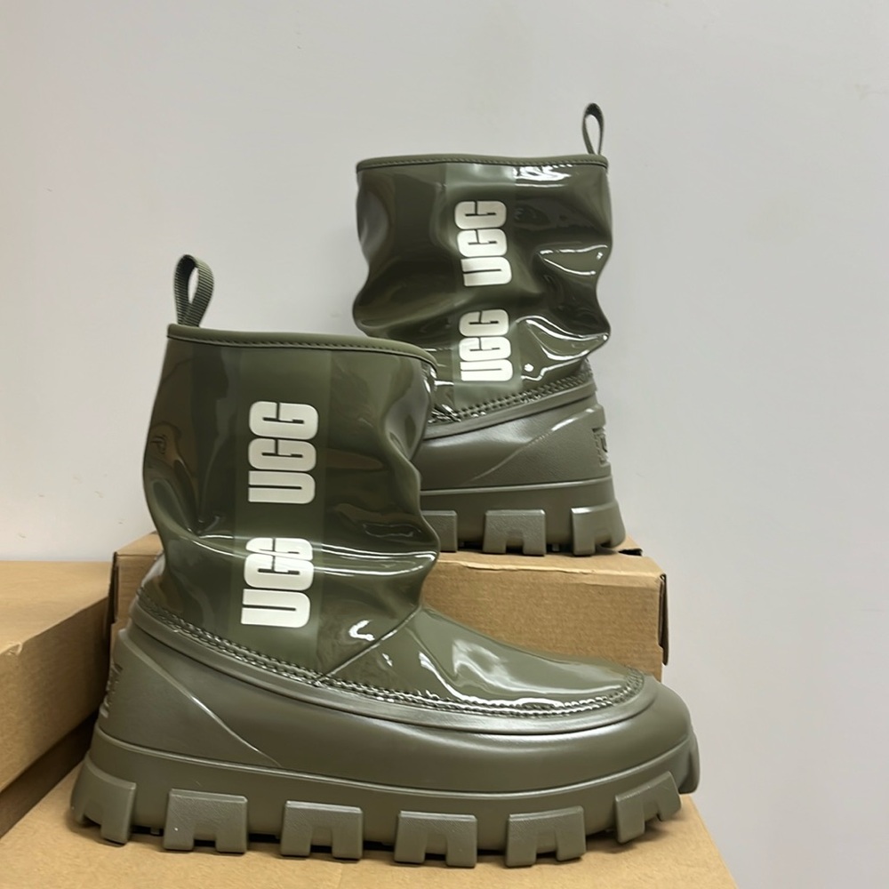 UGG CLASSIC BRELLAH MINI